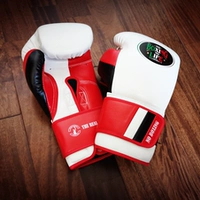 Белый и красный только одна пара перчаток