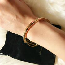 House of Harlow 1960 Star Minimalist Horseshoe Bracelet Bracelet