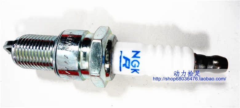 Go-kart accessories GX160 gasoline engine accessories Spark plug Zhicheng