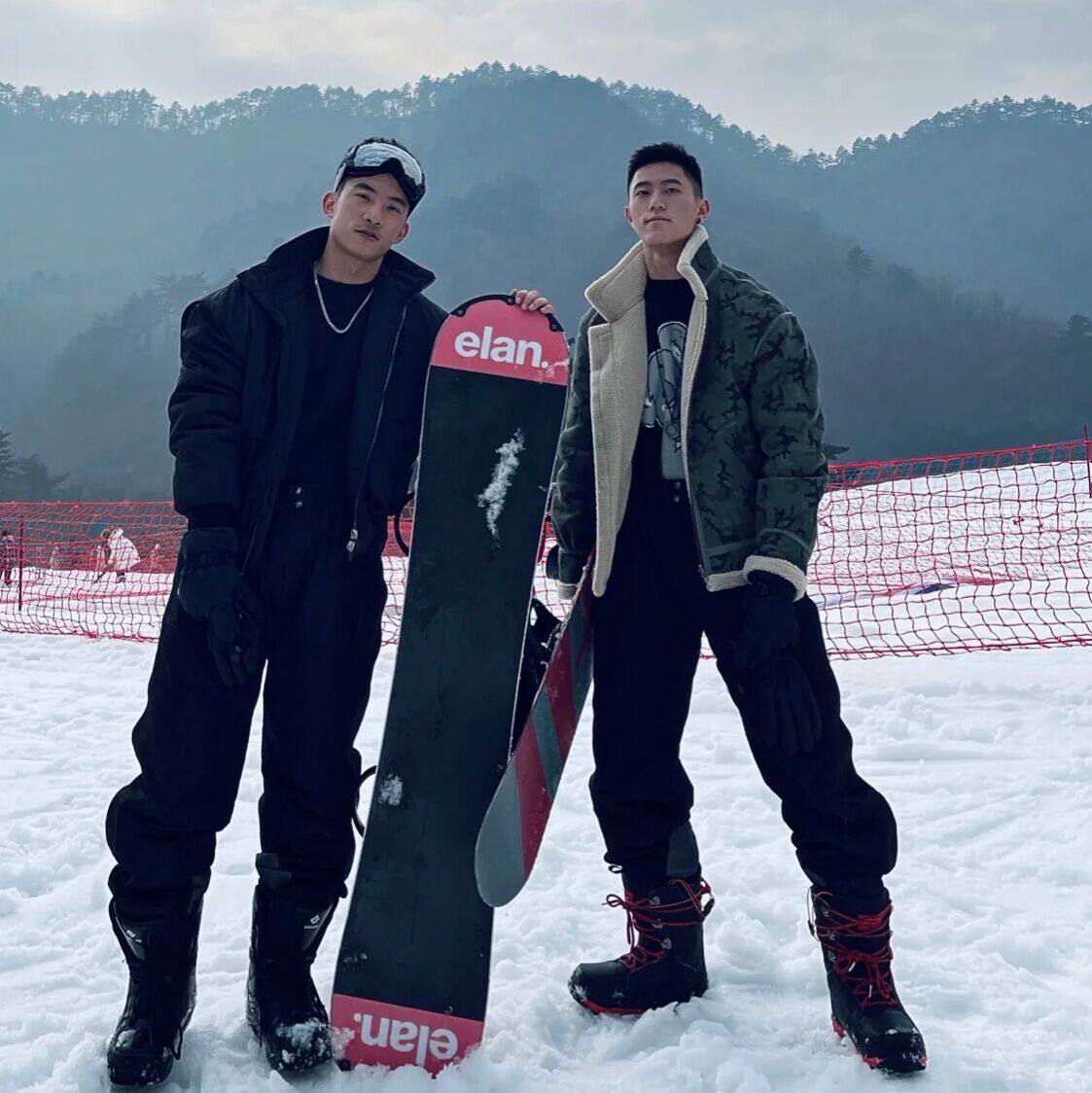 Long White Mountain ski suit rental BSRABBIT OUTDOOR SKI Baby Bag Pants for men and women Large size Size Veneer Double Board Waterproof