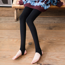 Large size black leggings for women to wear outside stepping on their feet in autumn and winter fat mm plus fat plus velvet thickened warm pants are thin