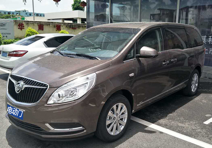 别克商务电动门