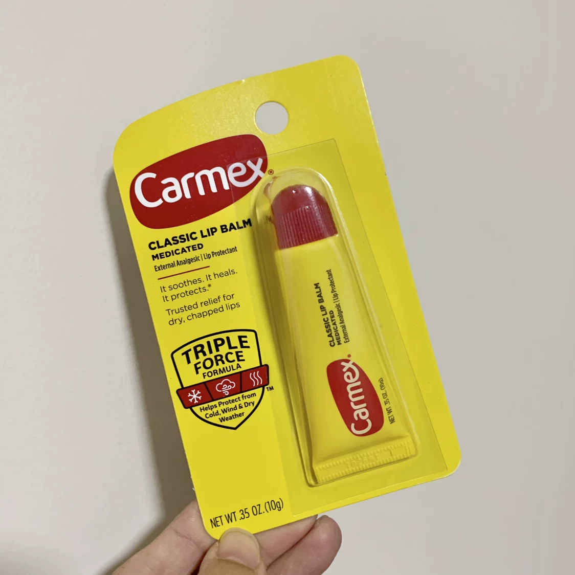 Genuine import moisturizing lip balm, (Physicals), USA