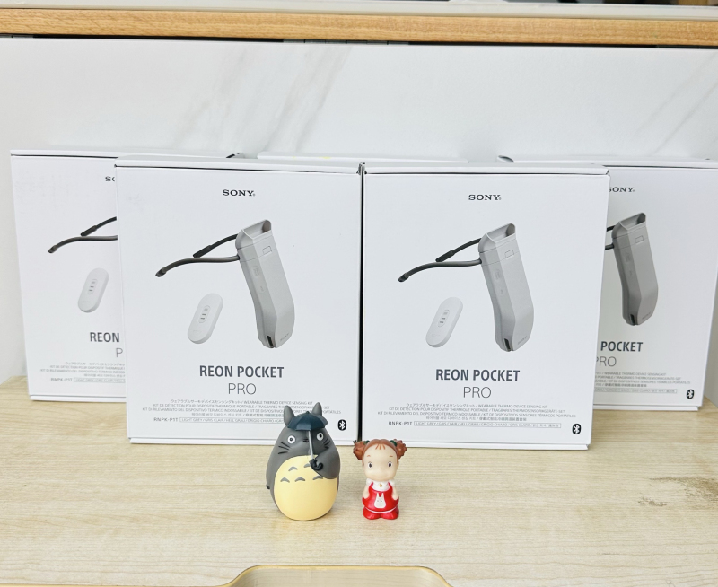 Japan Sony Reon Pocket Pro/ Pro Plus Wearable Portable Air Conditioner/Heating and Cooling Temperature Control Japan Sony Reon Pocket Pro/ Pro Plus Wearable Portable Air Conditioner/Heating and Cooling Temperature Control