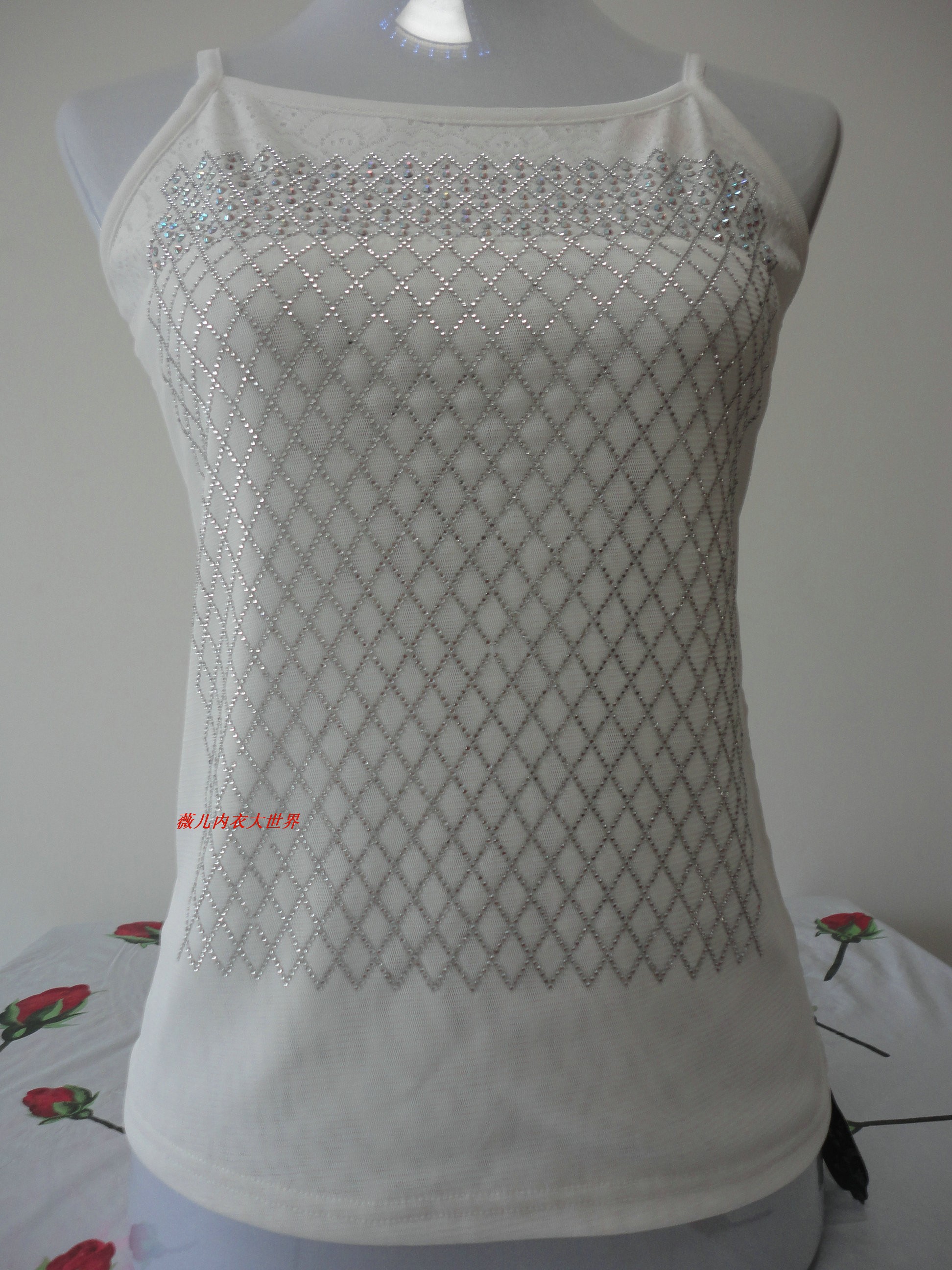 Special price Summer Korean version Ladies double decked undershirt lace inlaid with web yarn harness vest