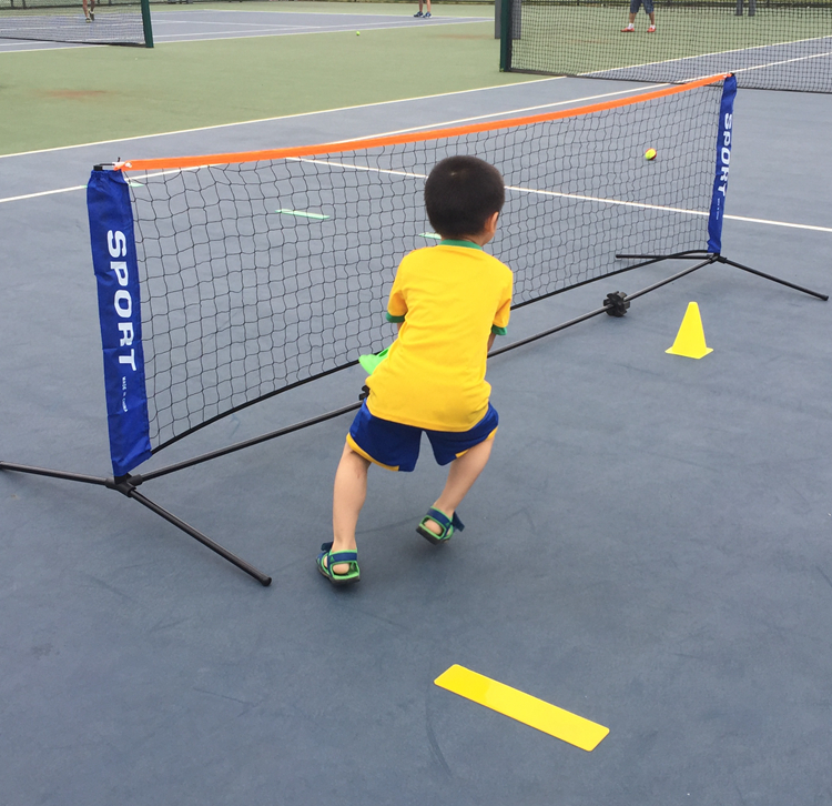 Thể thao Ou Dier 3 m 6 m di động cầm tay telescopic folding tennis giá trẻ em ngắn tennis net vợt tennis 250g