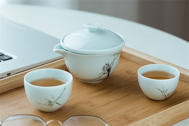 Jingdezhen single tourism kung fu tea sets, small portable is suing travel pure hand - made crack cup a pot of two cup