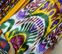Imported high-quality Uzbek silk Adelais silk fabric with a width of 40 cm