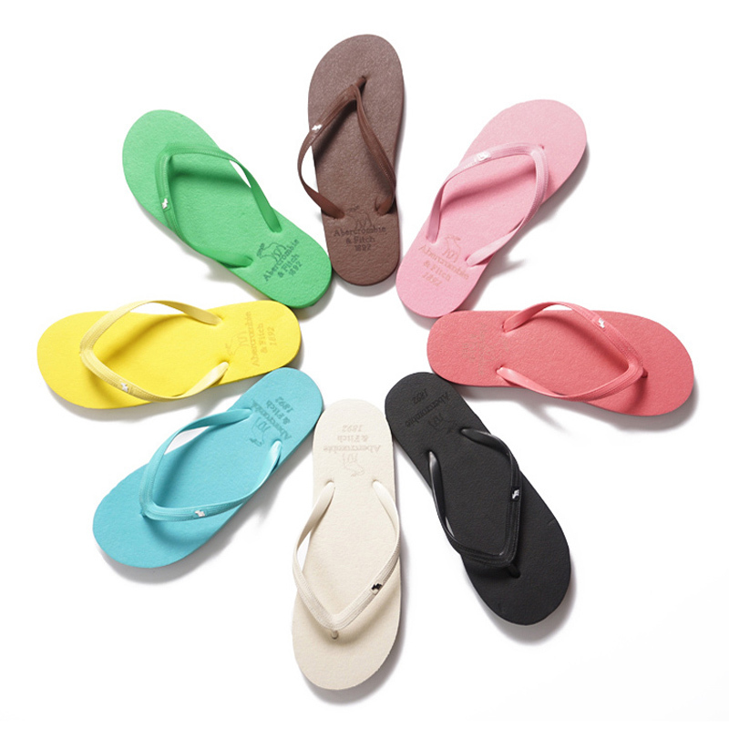 Wholesale Deer-Shaped Flip-Flops for Men and Women, Summer Wear-Resistant, Lightweight, Non-Slip Beach Slippers, Foam-Soled Flip-Flops