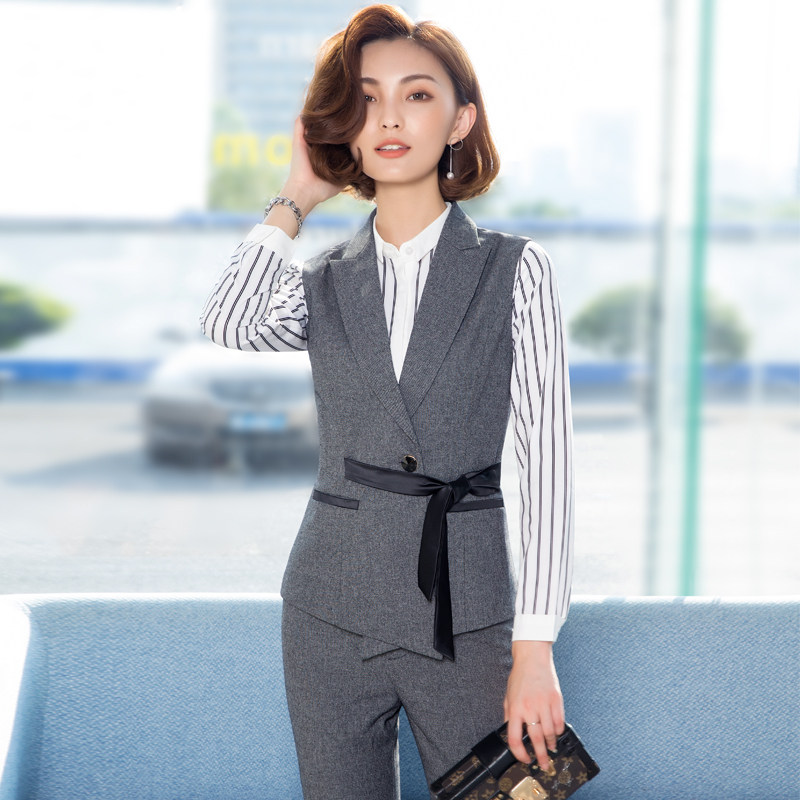 Tailleur femme - Ref 3242237 Image 3