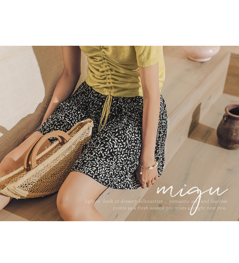 Migu đen voan hoa váy quần lửng đi biển đi biển quần ống rộng quần nữ mùa hè 2019 mới - Quần short quan gia vay