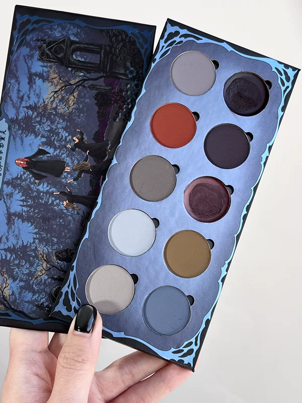 Shellwe Makeup Misty Spirit палетка теней матовая