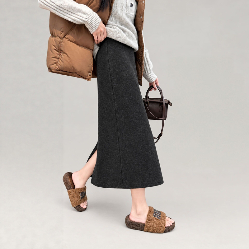 Woolen Straight Skirt for Women, Autumn and Winter 2026 New Style, High-End Black Mid-Length Wool Hip-Hugging Skirt, Long Skirt