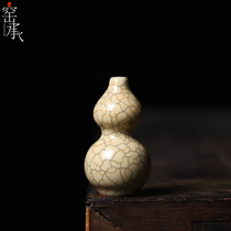 Longquan Celadon passed down Brother kiln Ink plum blossom pieces Small gourd gold wire wire small flower master Wu Xueyuan
