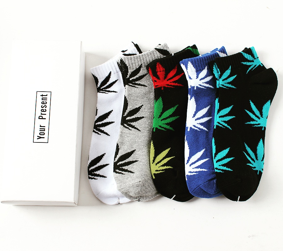 5 cặp của vớ vớ maple leaf socks nam giới và phụ nữ triều vớ Hàn Quốc Châu Âu và Mỹ hộp quà tặng vớ skateboard vớ vớ thuyền vớ ống ngắn