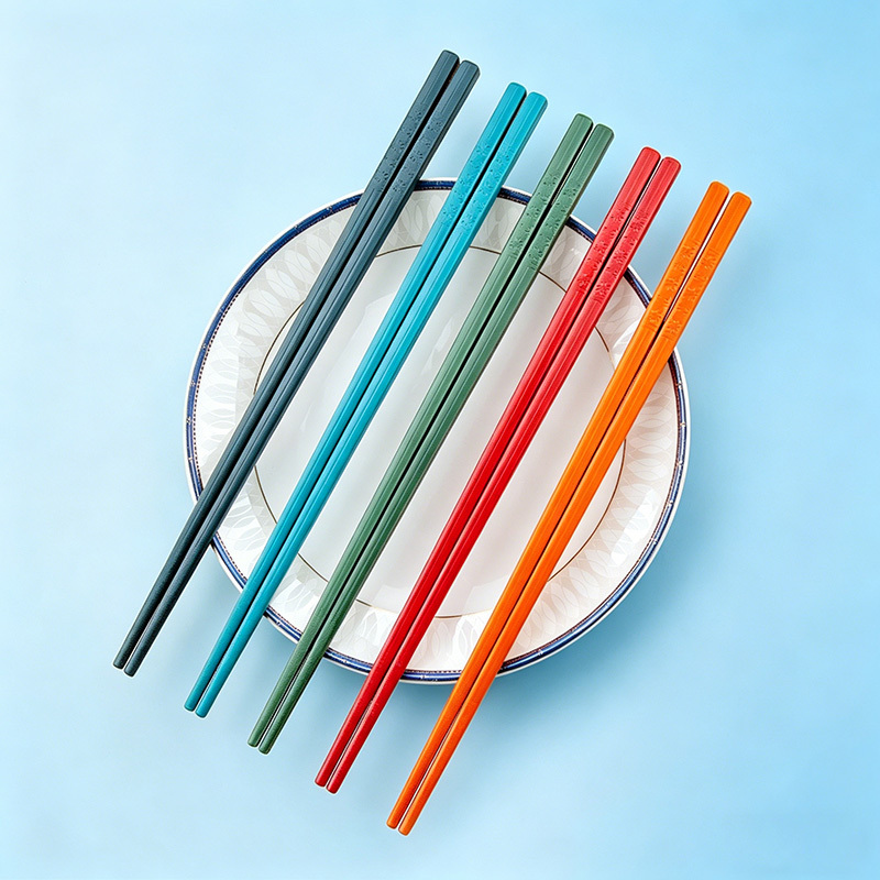 Environmentally Friendly Alloy Chopsticks, One Pair Per Person, Household Non-Slip Japanese Style, High Temperature Resistant, Commercial Use, Five Colors, Dedicated for Meal Sharing