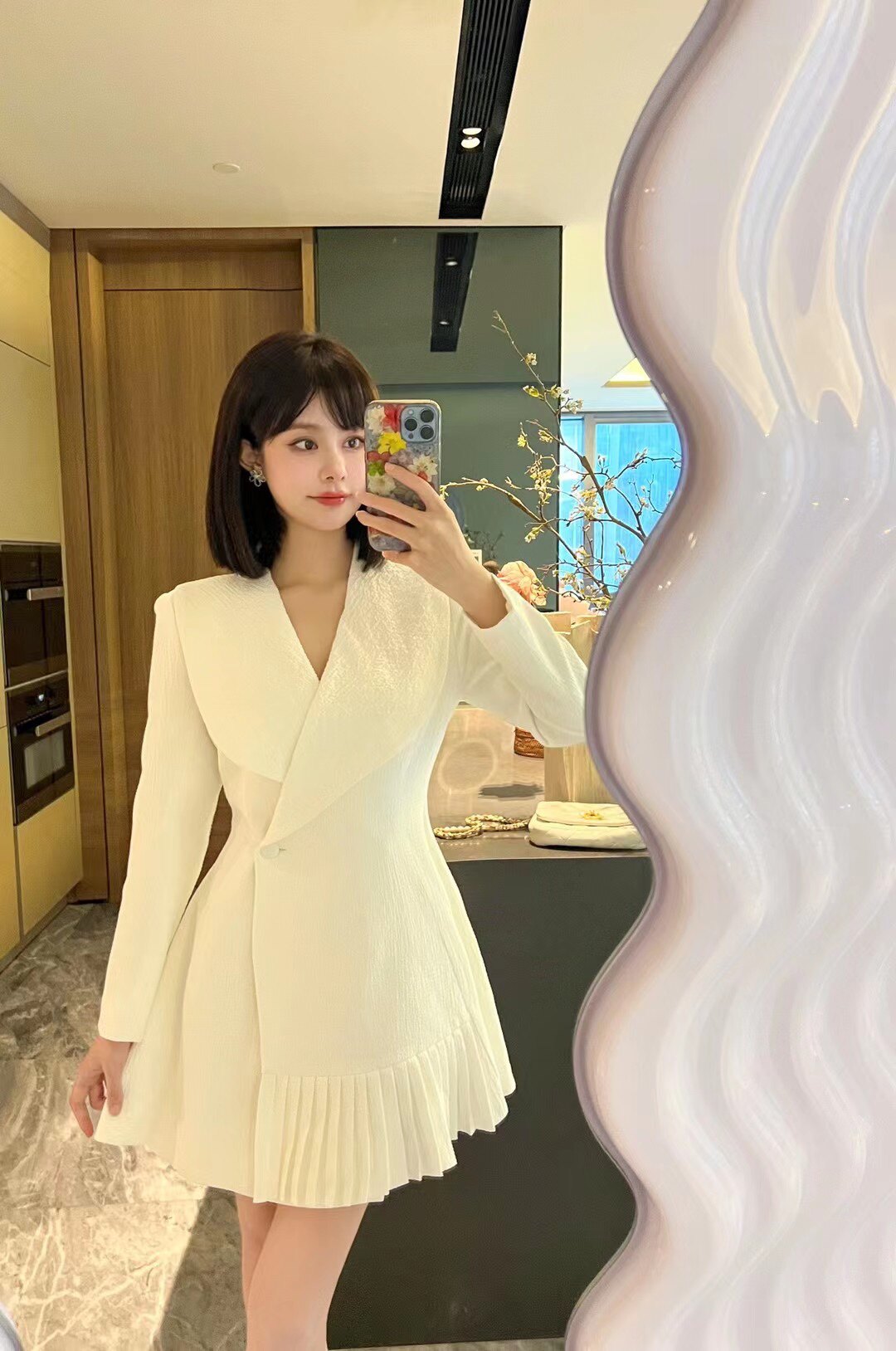 FENS DAY French Hepburn Design Sense V-Neck Dress Waist Style Pleated ...