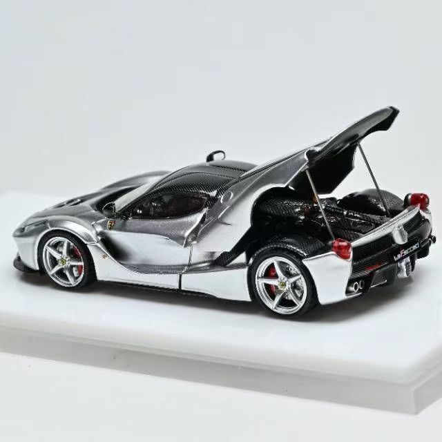 In-Stock Hardtop Street Buster 1:64 Laferrari F150 Alloy Car