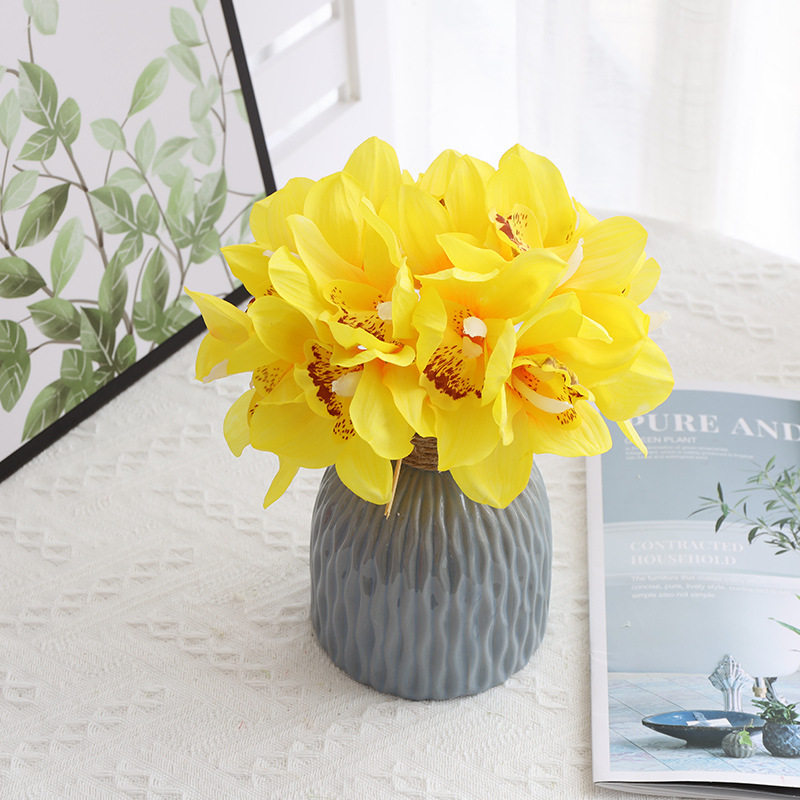 (Courtesy) emulation floral floral home decoration flower wedding celebration floral hand Zeilan bouquet bridal hand held flowers