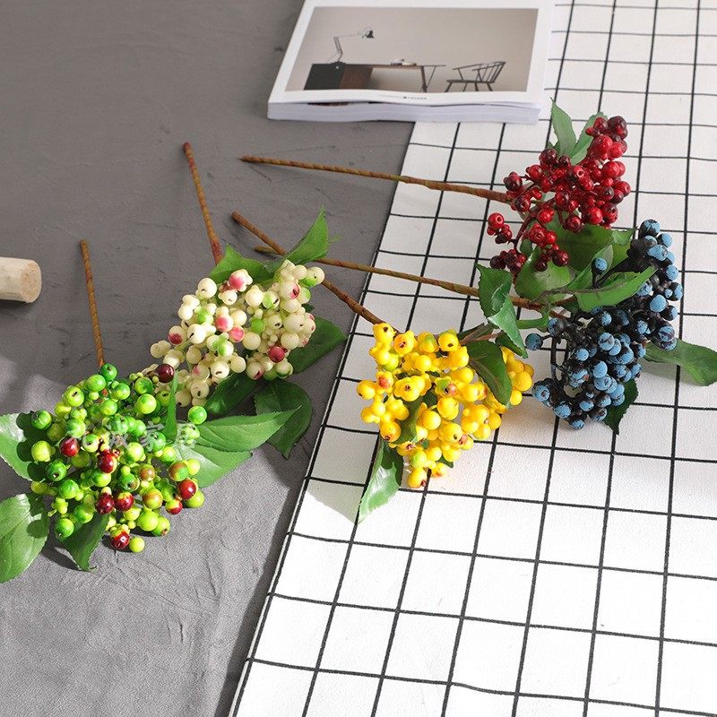Emulation small flower single berries open heart fruit family residence decorative table floral wedding celebration road leading flower wall flower arrangement