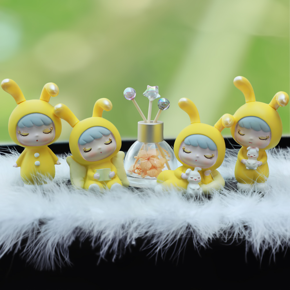 Car swing piece cute car Cartoon Little Rabbit Paparazzi Model On-board Middle Control Desk Decoration Car Furnishing Supplies Woman