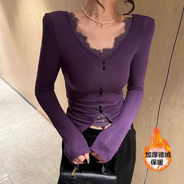 Lace V-neck inner bottoming shirt for women autumn and winter 2025 new slim fit navy blue long-sleeved T-shirt pure desire short top