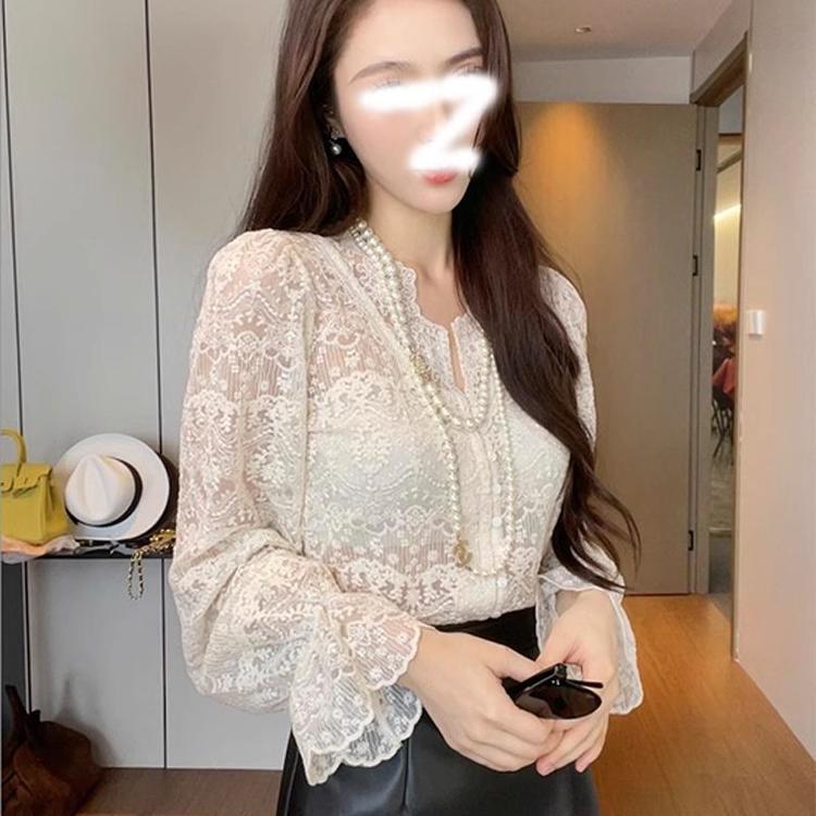 Layered Lace Shirt for Women, Can Be Worn as an Outer Layer, Suitable for Spring and Autumn, French Style, Cinched Waist, Hollow Mesh, Bell Sleeves, Base Shirt Top