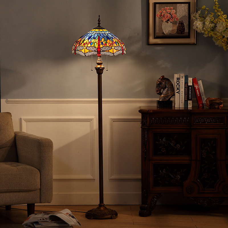 Yixuan Living Room Floor Lamp Bedroom Study Floor Lamp Nordic Style Bar Retro Tiffany Remote-Controlled Standing Table Lamp