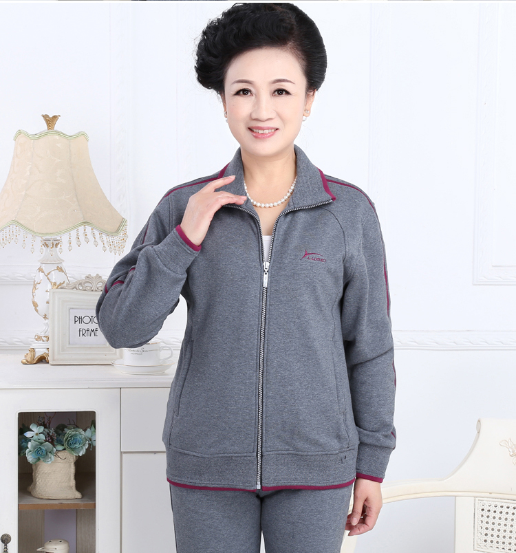 Mùa đông cộng với nhung dày của phụ nữ thể thao phù hợp với áo thể thao trung niên cardigan kích thước lớn lỏng lẻo mẹ mặc ấm mẫu áo thể thao nữ đẹp
