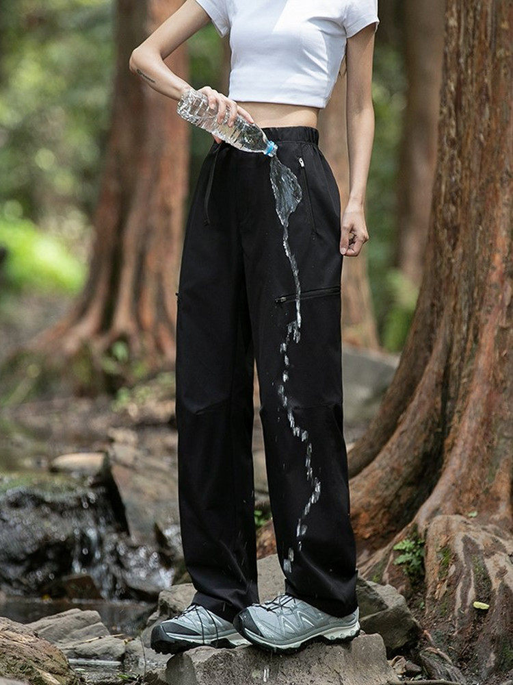 Mountain-Style Outdoor Cargo Pants, Hiking and Mountaineering Softshell Pants, Fleece-Lined, Windproof, Waterproof, Straight-Leg Pants for Petite Women