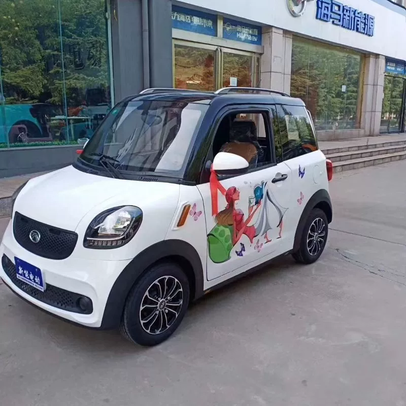 Электрический четырехколесный автомобиль, электромобиль на четырех колесах