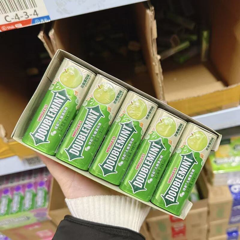 Green Arrow Sugar-Free Mint Candy 35 Pieces in a Bottle, Apple Flavor, Tin Box, Fresh Breath, Cooling Candy Snacks Wholesale