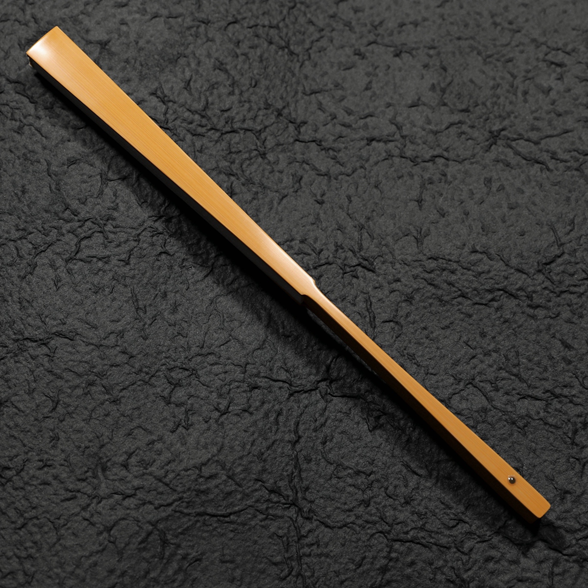 Seiko 9 7 inches 18 Fang Yuzhu Wen Play Folding Fan with pure handmade temple door shoulder ancient square Su work upscale folding fan