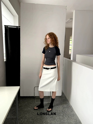 Летняя небольшая дизайнерская приталенная футболка с круглым воротником, короткий рукав