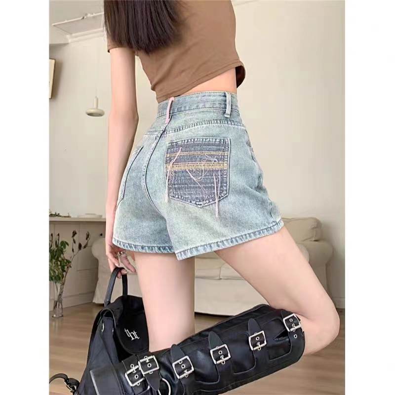 Plus-Size Vintage Chic Embroidered Denim Shorts for Women, New Summer Design, High-Waisted Wide-Leg Hot Pants