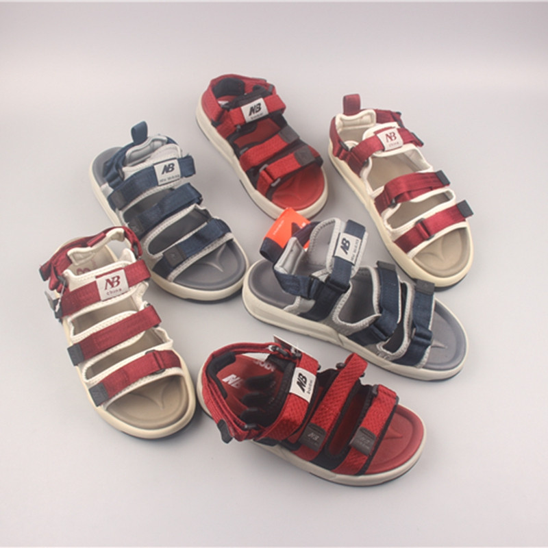 Summer tail goods clearance picking leak couple models men and women outdoor beach sports sandals Velcro non-slip open-toed slippers