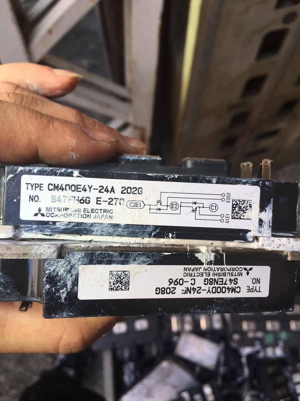 CM400E4Y-24A CM400E4Y-24A 202G CM400DY-24NF 208G