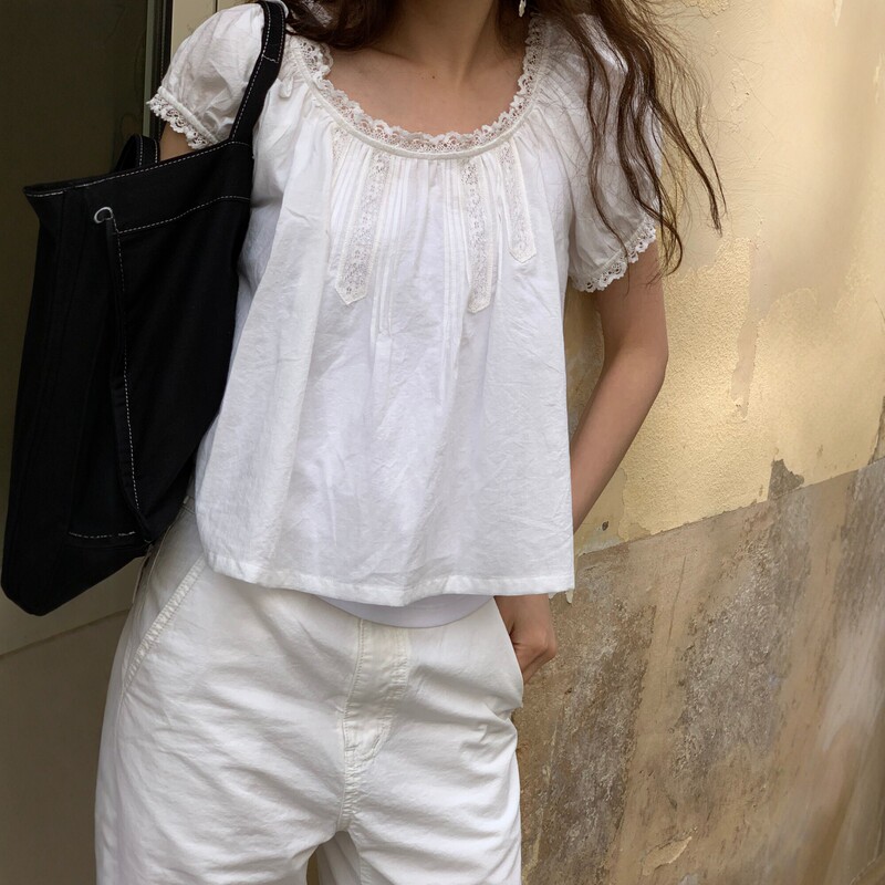 Taozhizhi Summer New Fashion Versatile Lace Puff Sleeve Pullover Korean Style Casual Simple T-Shirt Taozhizhi Summer New Fashion Versatile Lace Puff Sleeve Pullover Korean Style Casual Simple T-Shirt