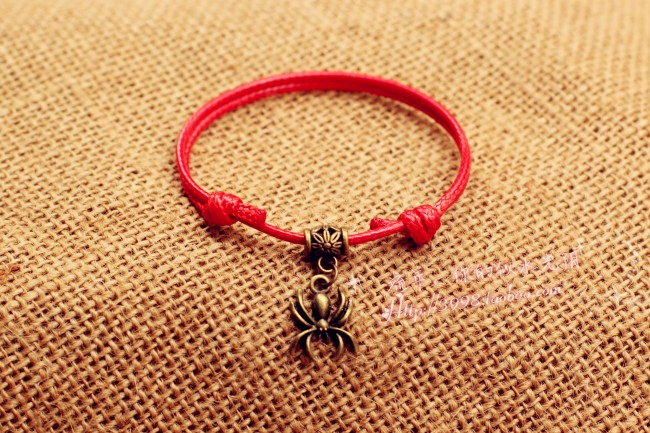Phiên bản Hàn Quốc của retro dây da màu đen bạn gái cặp vợ chồng sinh viên dây tay nam và nữ vòng tay phụ kiện sinh nhật mùa hè thủy triều đơn giản - Vòng chân vòng chân cho nữ