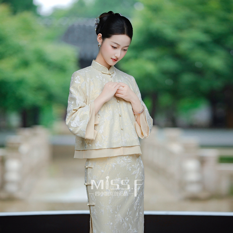 Miss Four's New Chinese-Style Autumn Long-Sleeved Engagement Dress, Bridal Suit, Dignified, Elegant, High-End, Suitable for Everyday Wear Miss Four's New Chinese-Style Autumn Long-Sleeved Engagement Dress, Bridal Suit, Dignified, Elegant, High-End, Suitable for Everyday Wear
