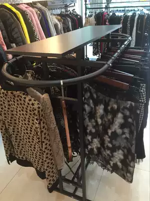 Clothing store Oval shelf iron clothing rack display rack landing Nakajima frame women's clothing clothes hanger