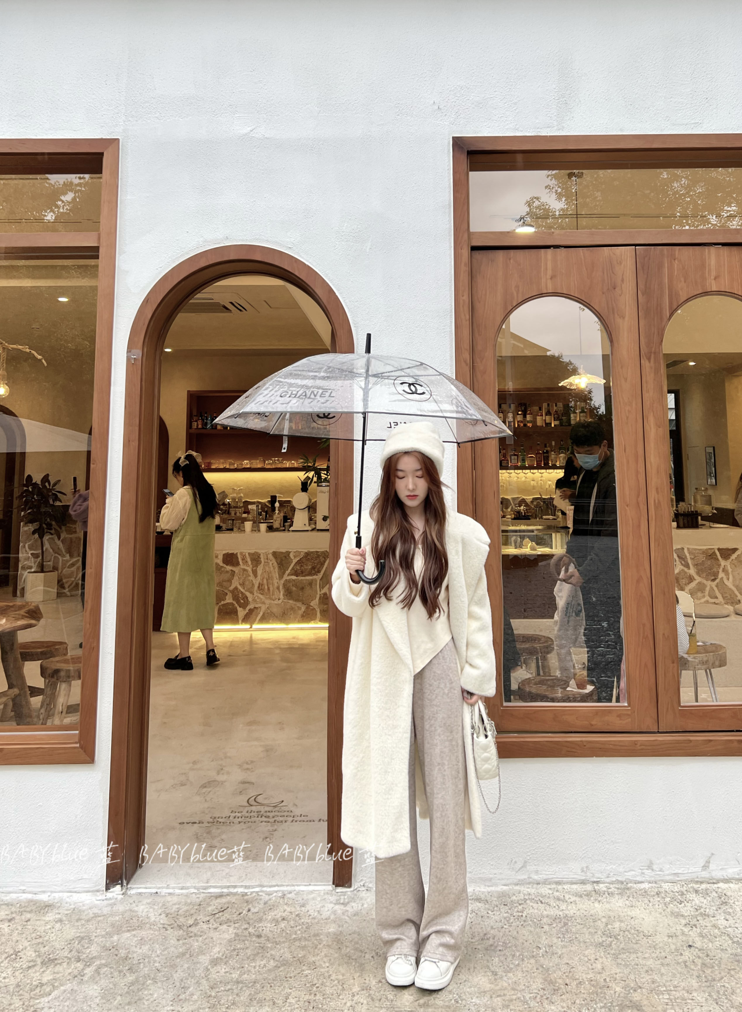 BABYblue (winter ladies) autumn and winter new imitation fur large lapel long version plush white coat coat