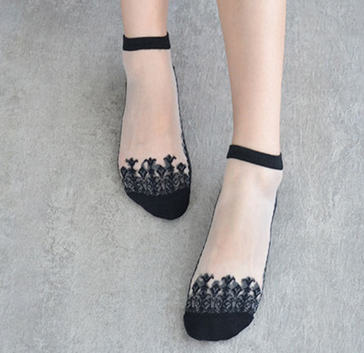 Authentic Bamboo Fiber Lace Trim Short Socks, Women's Socks, Sweat-Absorbent and Comfortable Short Socks 6011
