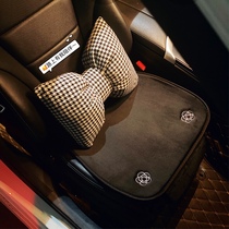 Car headrest neck pillow pillow pillow car Cartoon creative high-end personality goddess seat pillow waist set