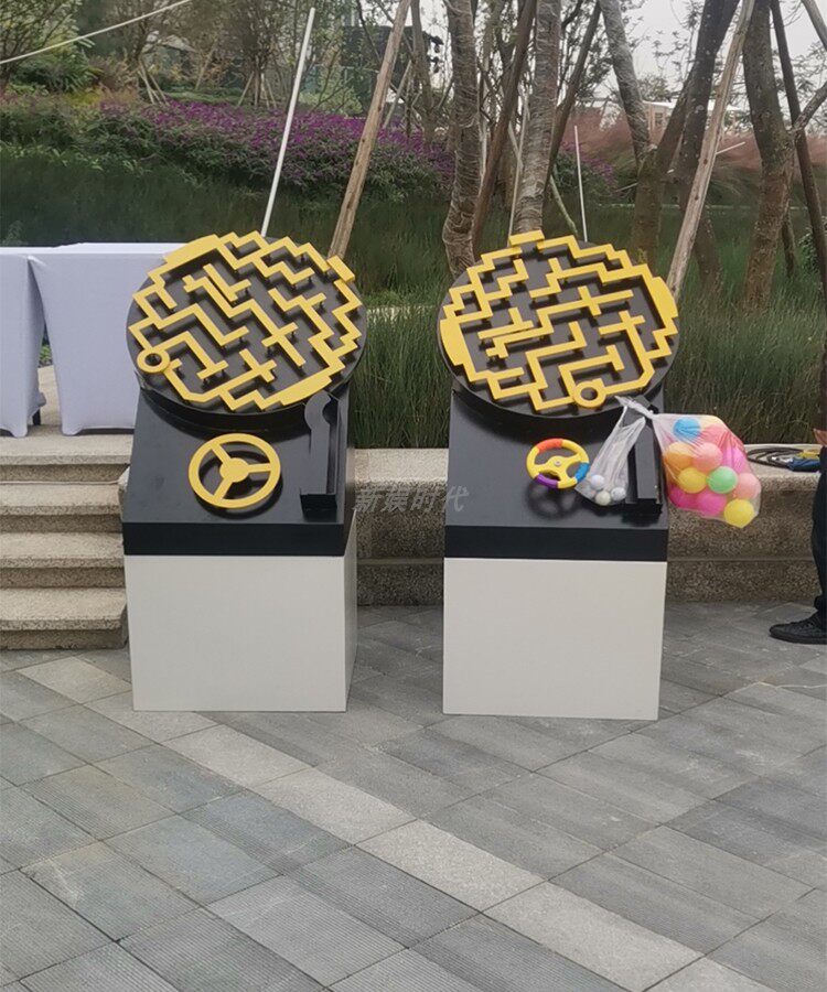 Large Marbles Labyrinth Labyrinth Of Treasure Hunt Movements Labyrinth Magic Digest Rings Spin Small Ball Children Interactive Props