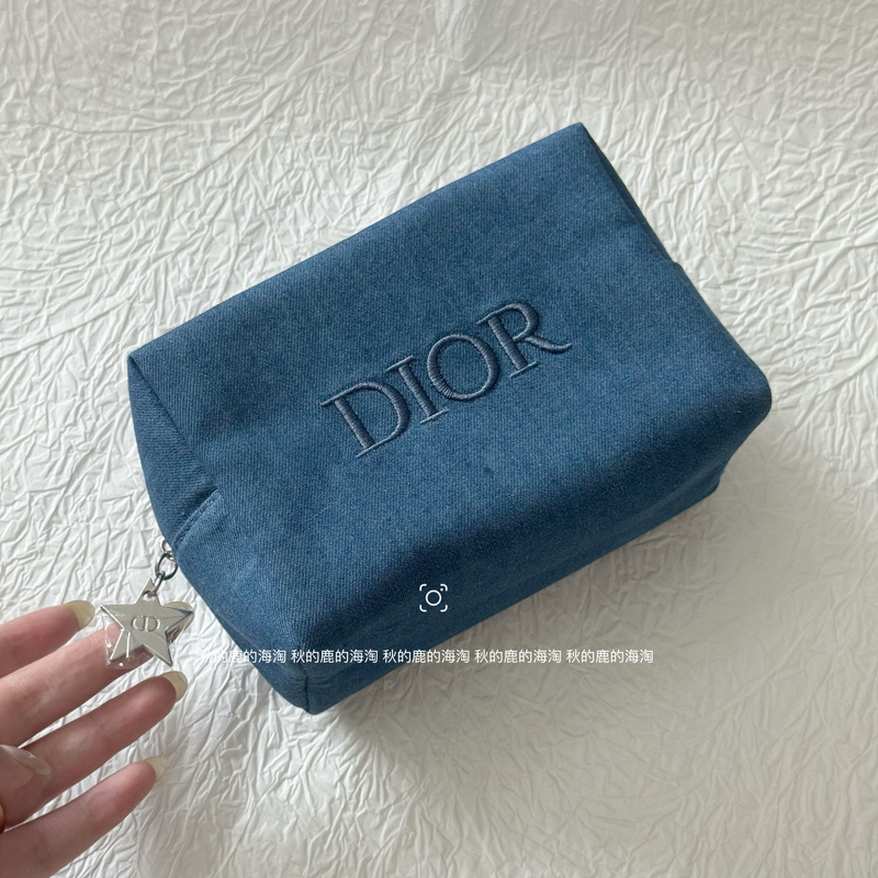 Chanel Chanel Cosmetic Bag Storage Bag Clutch Bag Portable Large Capacity Makeup Double-Sided Mirror Chanel Chanel Cosmetic Bag Storage Bag Clutch Bag Portable Large Capacity Makeup Double-Sided Mirror