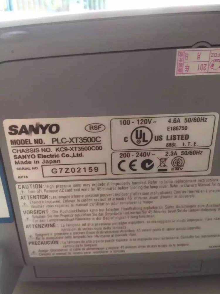 Máy chiếu được sử dụng văn phòng kinh doanh tại nhà giảng dạy máy chiếu đám cưới 5000 lumens Sanyo XT3500C