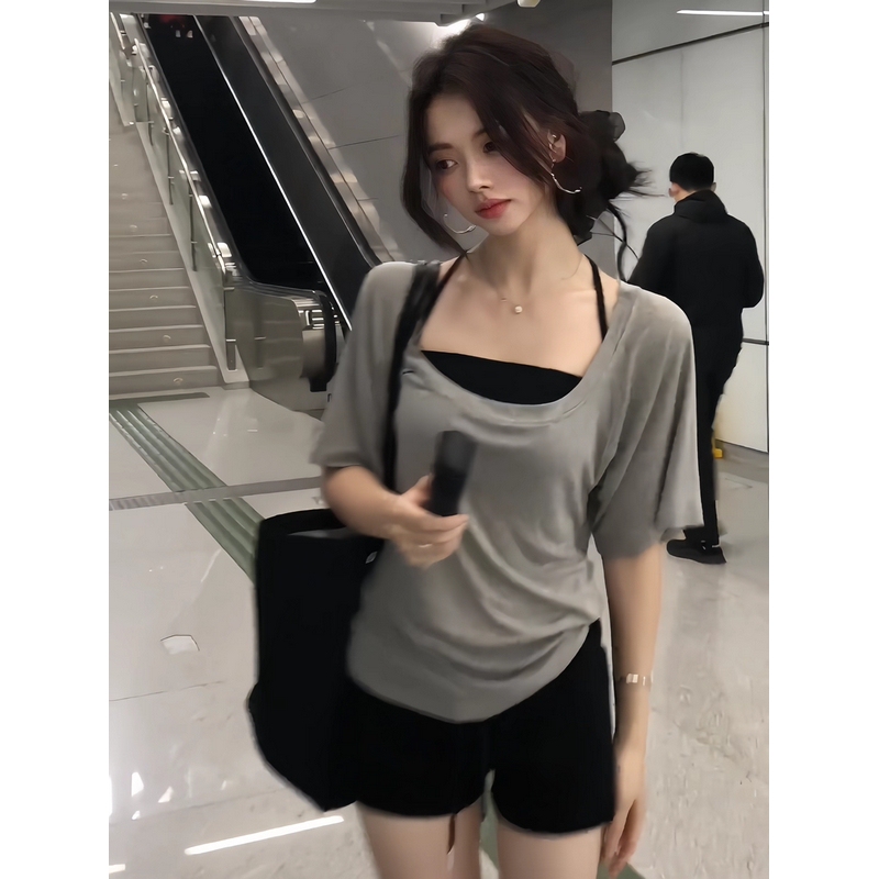 Slightly Chubby Women's Pure and Alluring Style Gray Batwing Sleeve Layered Top, Summer Halter Neck Padded Tank Top and Base Shirt Two-Piece Set