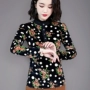 Mẫu áo thu đông cho mẹ dài tay áo nhung vàng cộng với áo sơ mi nhung hoa với áo sơ mi nhung đáy quần áo nữ áo phông dài tay
