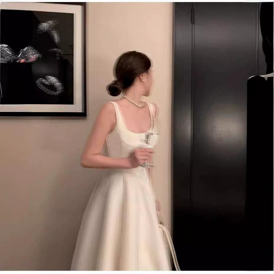 Платье в стиле Middletone | Hepburn, показ dio*, Тенсель шерсть блестящий пояс-карм strap